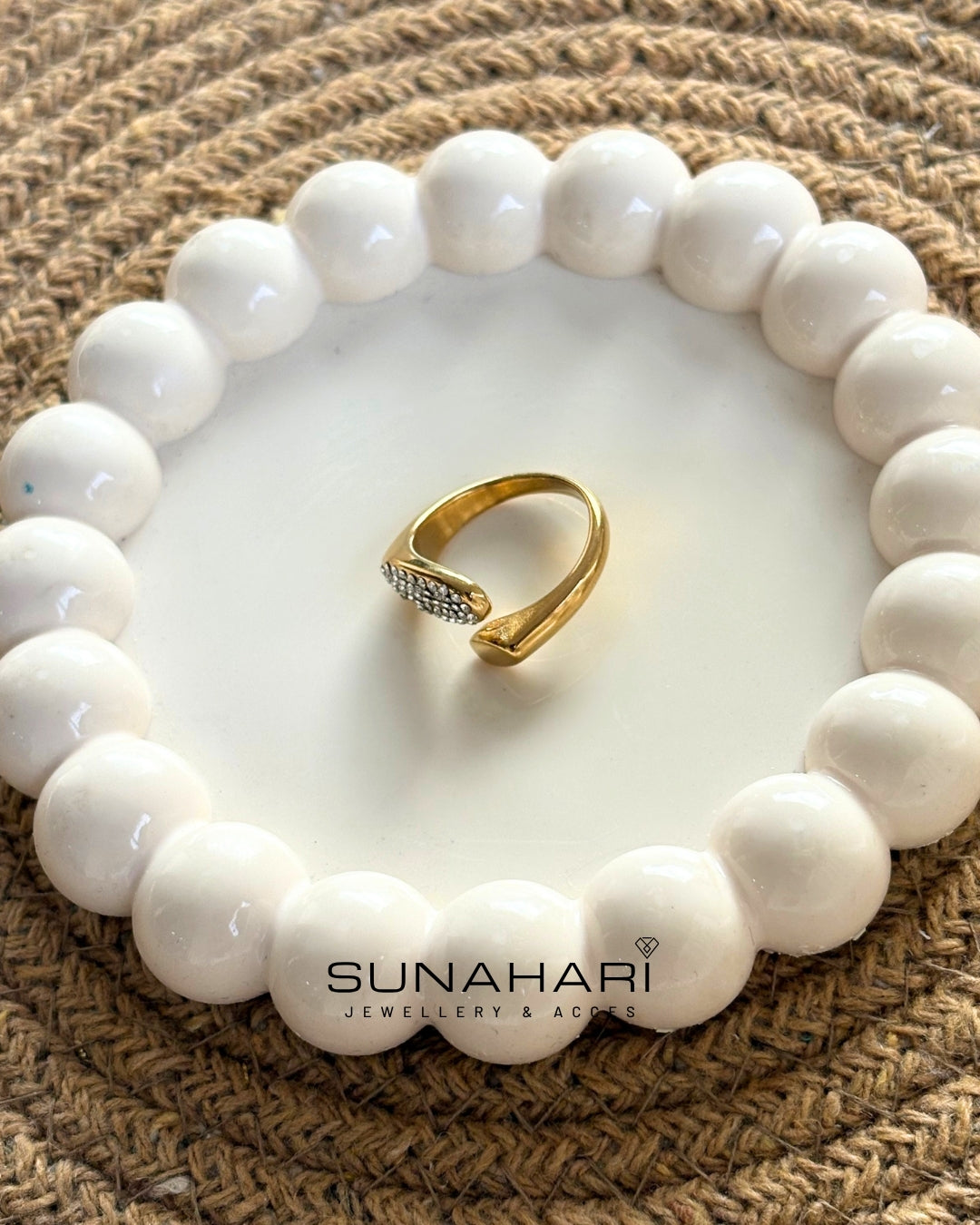 Moonbeam Curve Ring