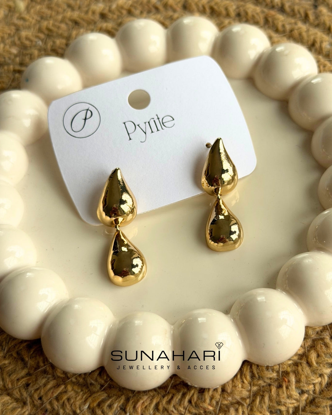 Radiant Aura Gold Earrings