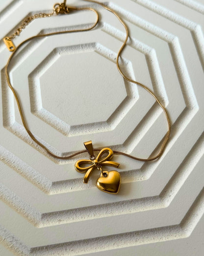 Bow Heart Necklace - Anti-Tarnish