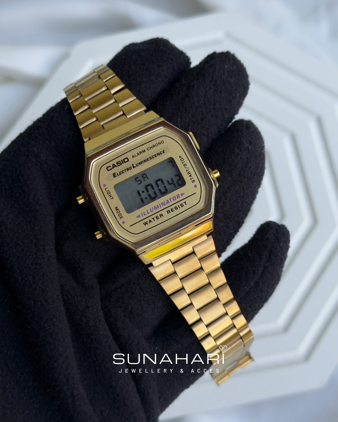 Vintage A168 Gold (Digital Watch)