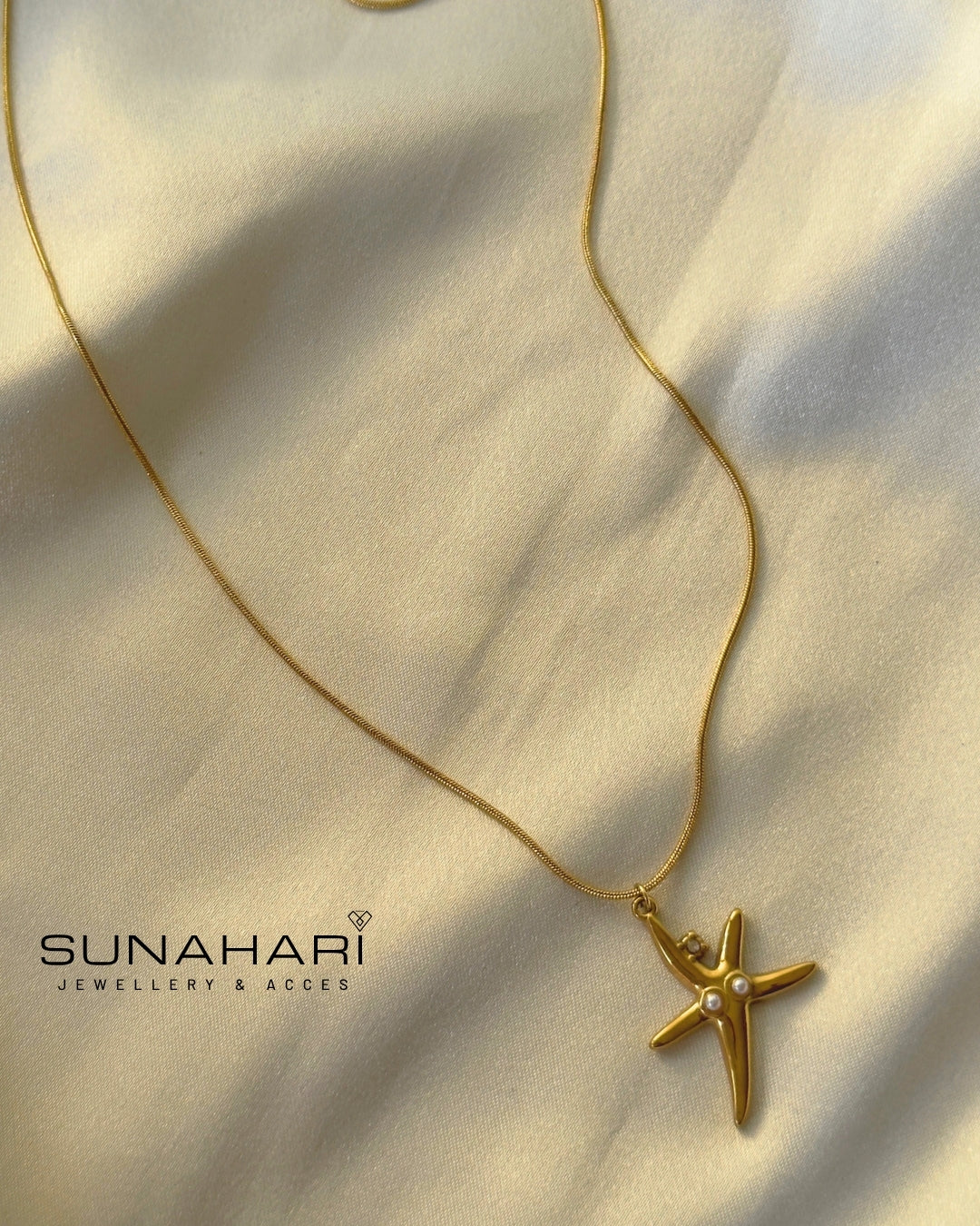 Starfish Glow Necklace