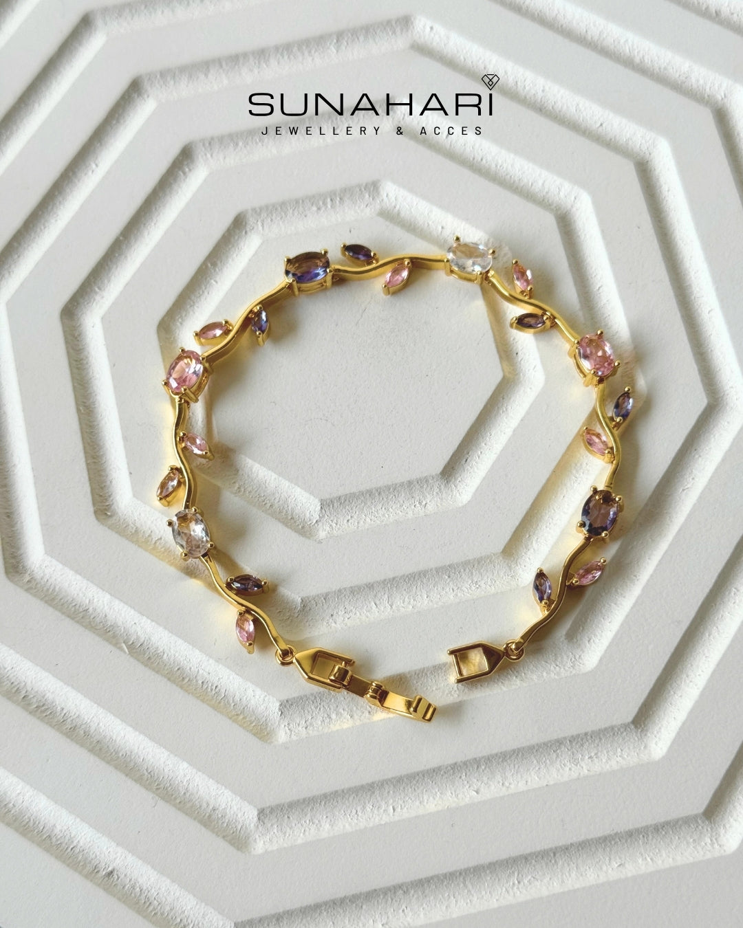 Daisy Drip Tulip Bracelet