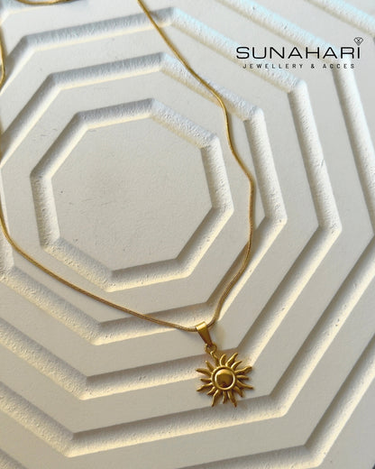 She’s Glowing! Sun Necklace