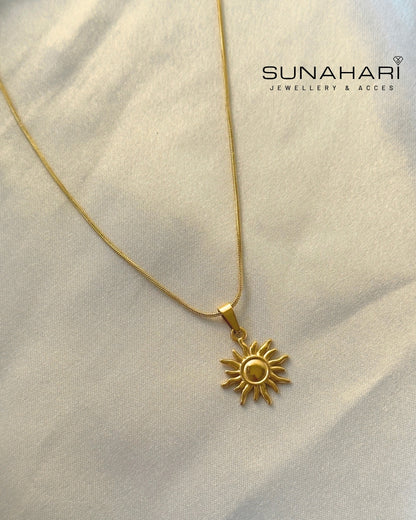 She’s Glowing! Sun Necklace