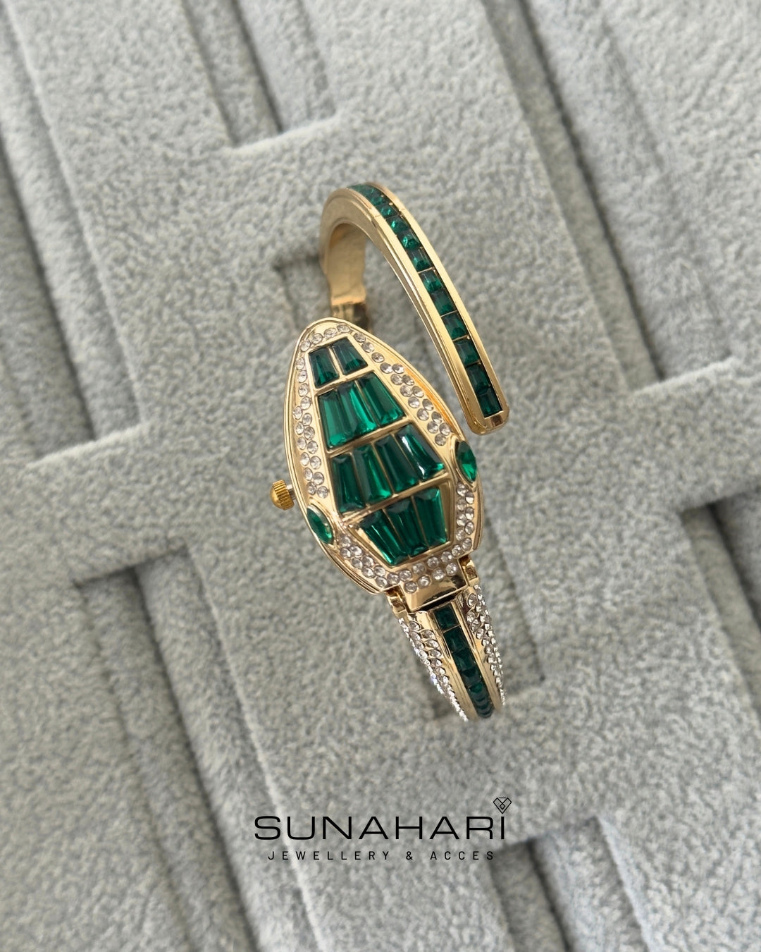 Serpenti Bracelet Watch – Emerald Green
