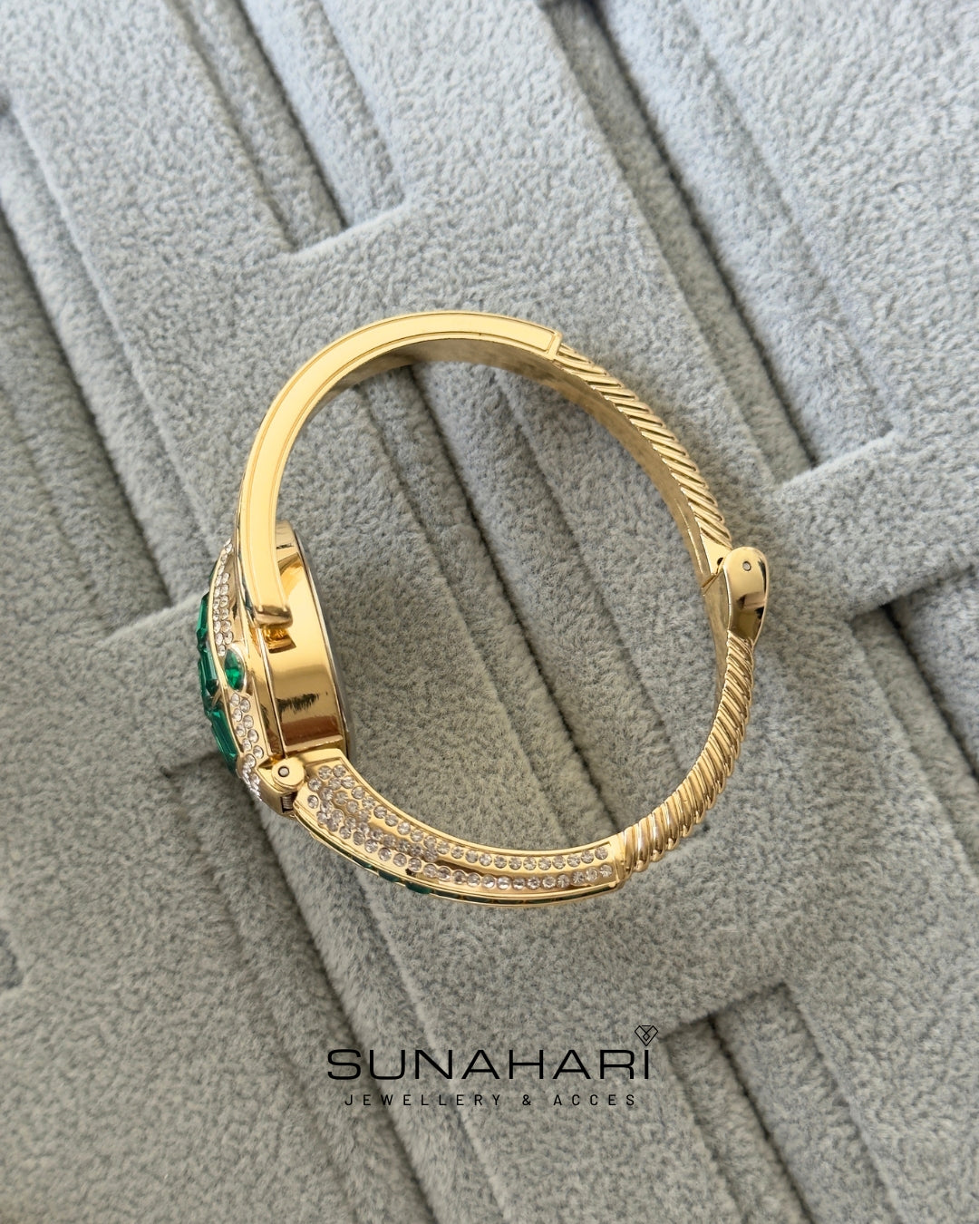 Serpenti Bracelet Watch – Emerald Green