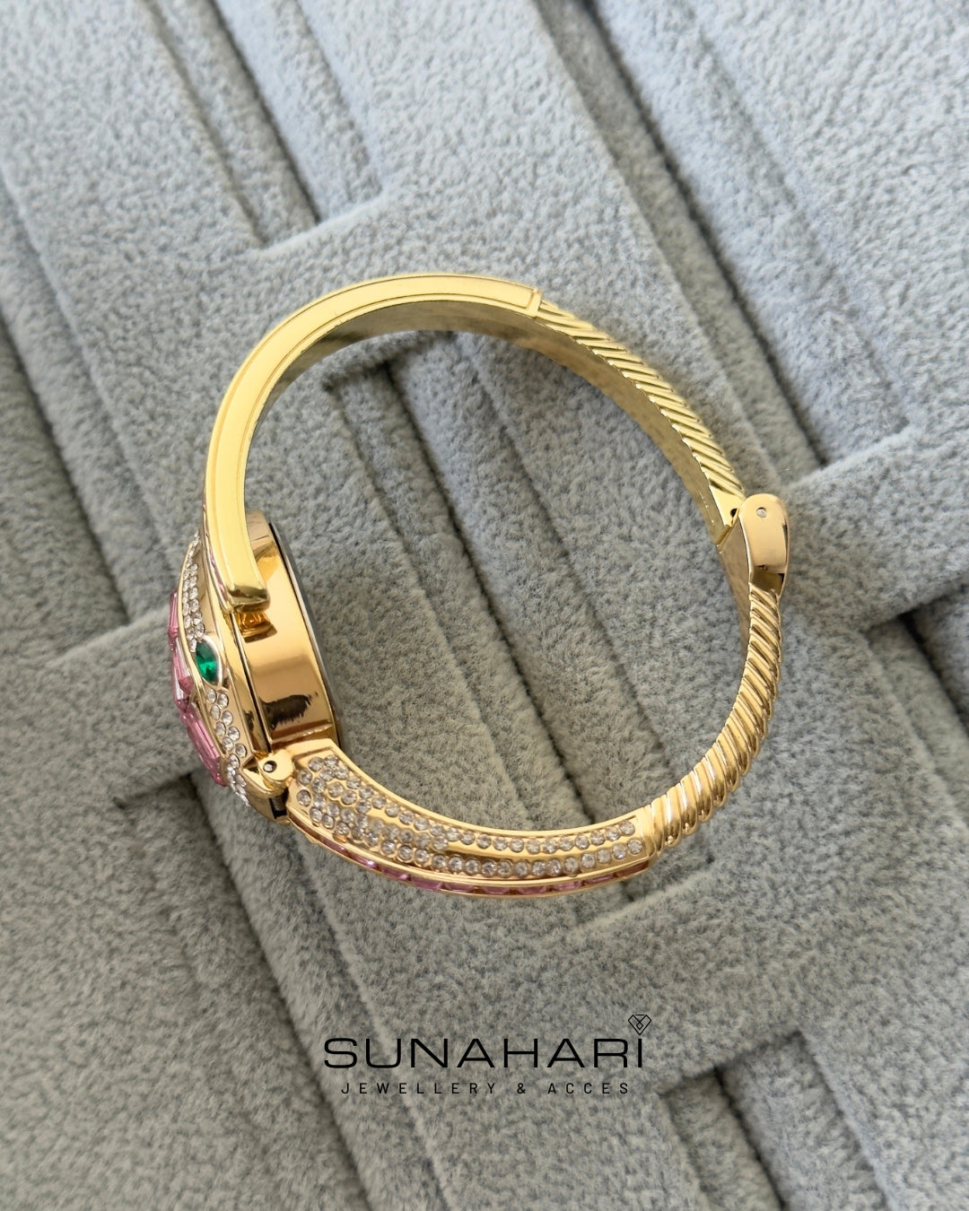 Serpenti Bracelet Watch – Blush Pink