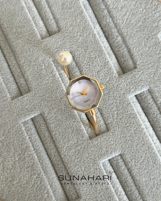 Pearl Octa Gold Watch