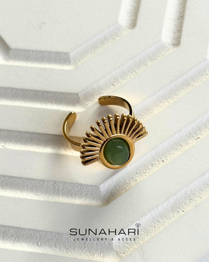 Fleur de Lune Emerald Ring