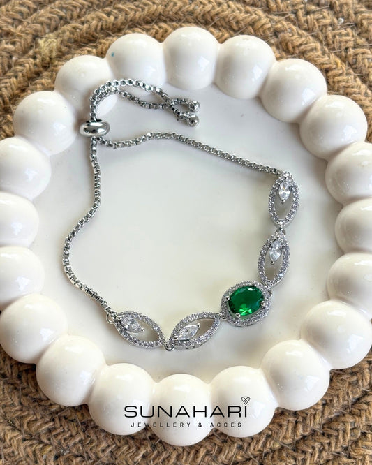 Glow of Green Bracelet