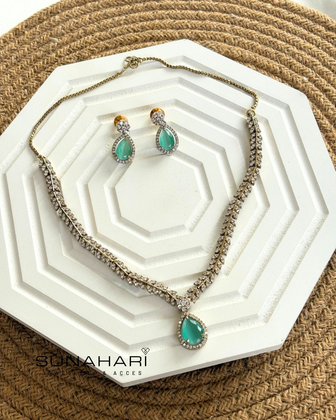Crystal Emerald Set