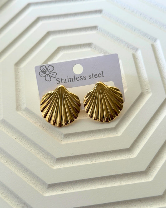 Shell Golden Earring