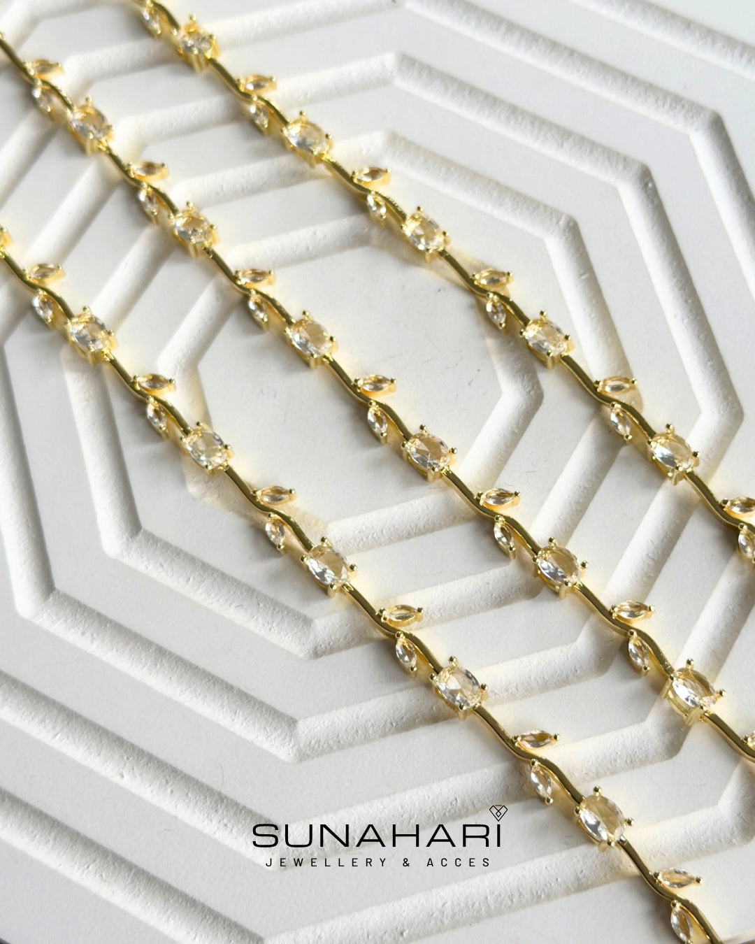 Golden Hour Tulip Bracelet
