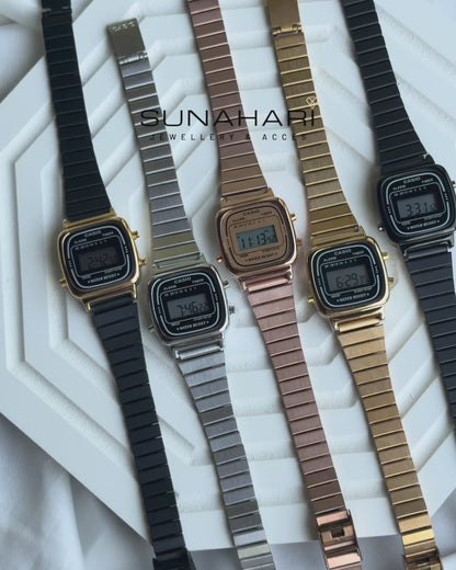 Vintage D124 Black (Digital Watch)